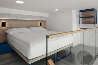 EA Hotel Moment - Doppelzimmer mit Zustellbett - Maisonette