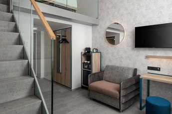 EA Hotel Moment - Doppelzimmer mit Zustellbett - Maisonette