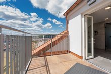 EA Hotel Moment - apartment terrace with a view of Prague Castle
